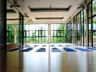 absolute-yoga-room